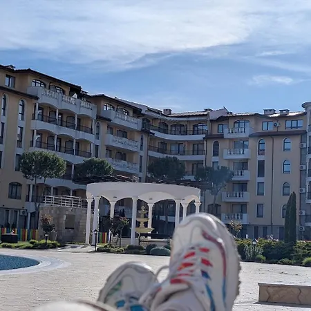 דירה Royal Sun, Private Luxury 56 M, Pools, Mountain View *