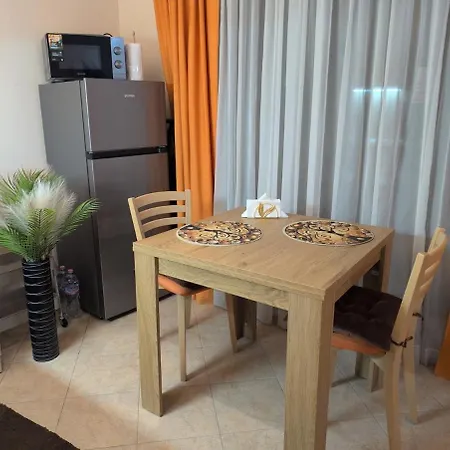 Royal Sun, Private Luxury 56 M, Pools, Mountain View דירה *