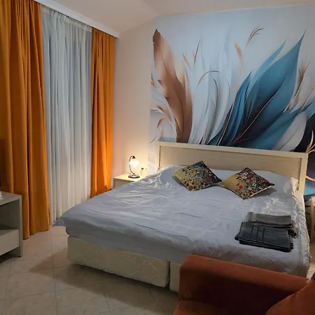 דירה Royal Sun, Private Luxury 56 M, Pools, Mountain View
