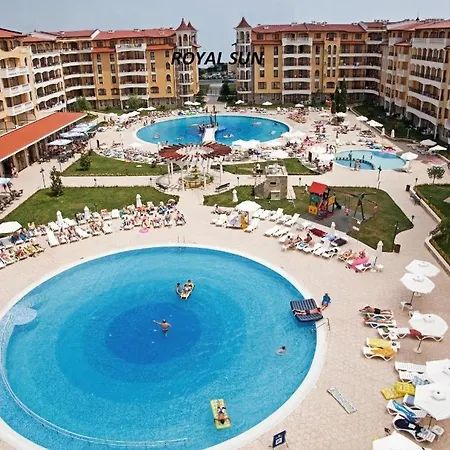 Royal Sun, Private Luxury 56 M, Pools, Mountain View דירה